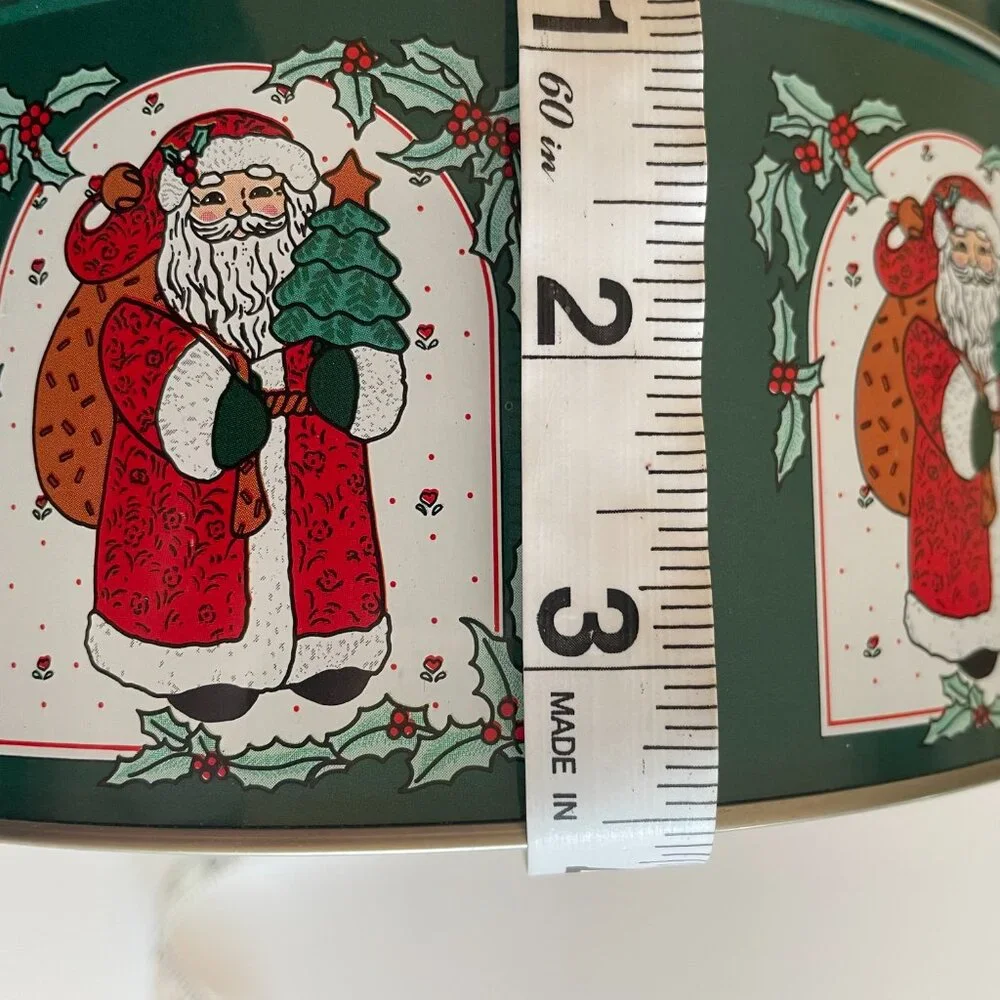 Large Cookie Candy Tin Vintage 1990’s Santa Holly New
